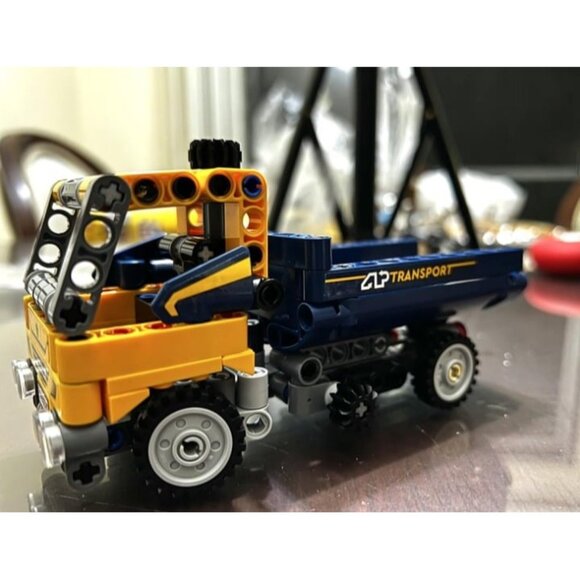 New Technic Dump Truck, 2in1 Toy Set, Construction Vehicle Model - Picture 2 of 4